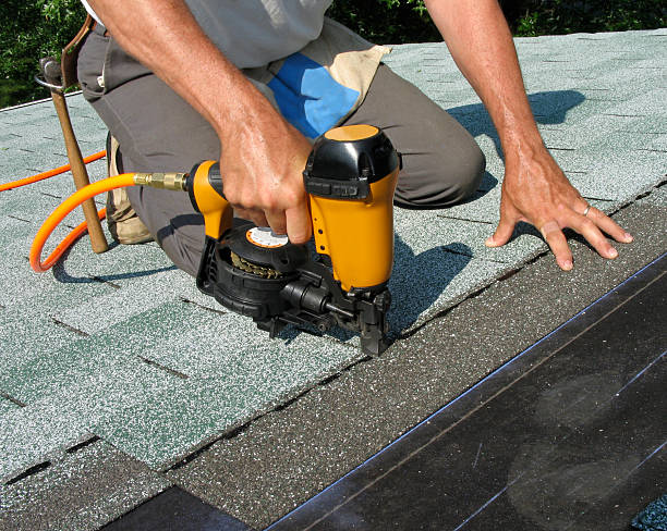 Best Commercial Roofing Services  in Lakewood Clu, MI
